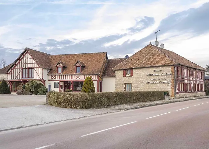 Logis Maison Gublin - Auberge du Lac